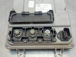 Genuine Land Rover MHEV 48V to 12V DC-DC
  Converter - Image 6