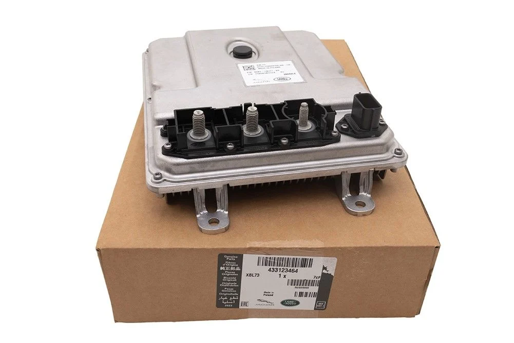 Genuine Land Rover MHEV 48V to 12V DC-DC
  Converter - Image 4