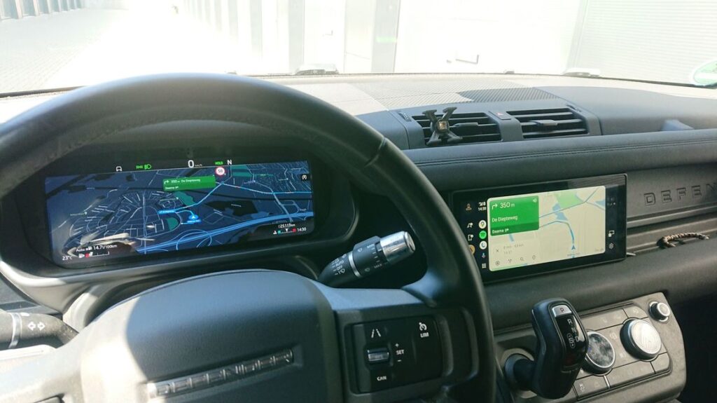 Land Rover navigation update pivi pro